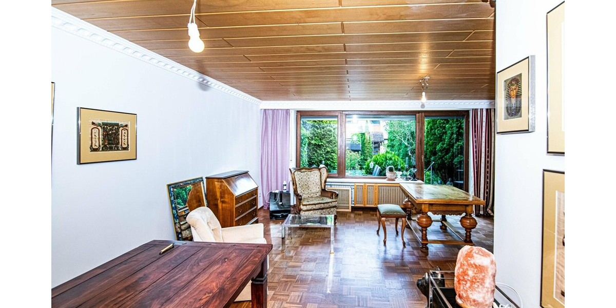 Charmantes Reihenmittelhaus mit eingewachsenen Garten in ruhiger Wohnlage - Reihenmittelhaus Amberg | Angebot:26948784