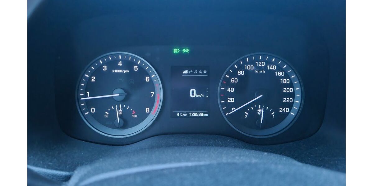 Hyundai TUCSON 129.000 km 11.499 &euro; Bürstadt 68642