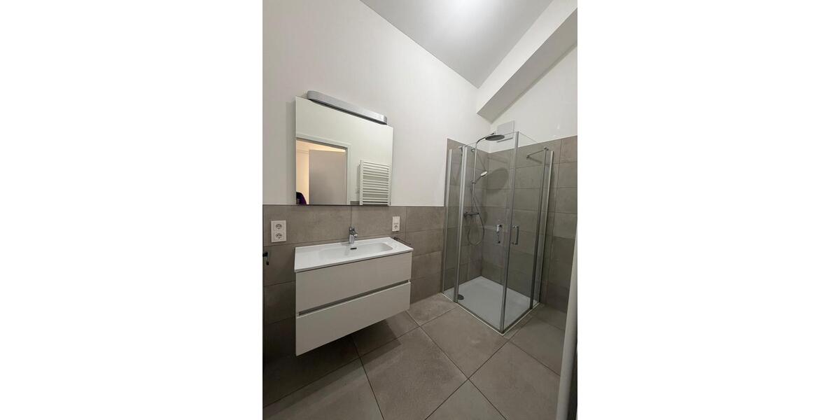 Dachgeschoßwohnung Beratzhausen - 3 Zimmer, 84 m&sup2;, 1.029&euro; | Angebot:24854465