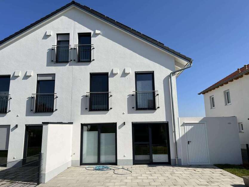 Haus zum Mieten in Berglern 2.270 € 161 m² 5 zimmer