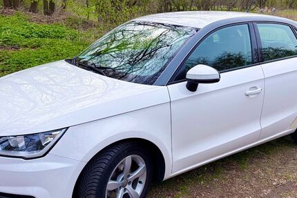 Audi A1 80.700 km 11.900 &euro; Hennigsdorf 16761