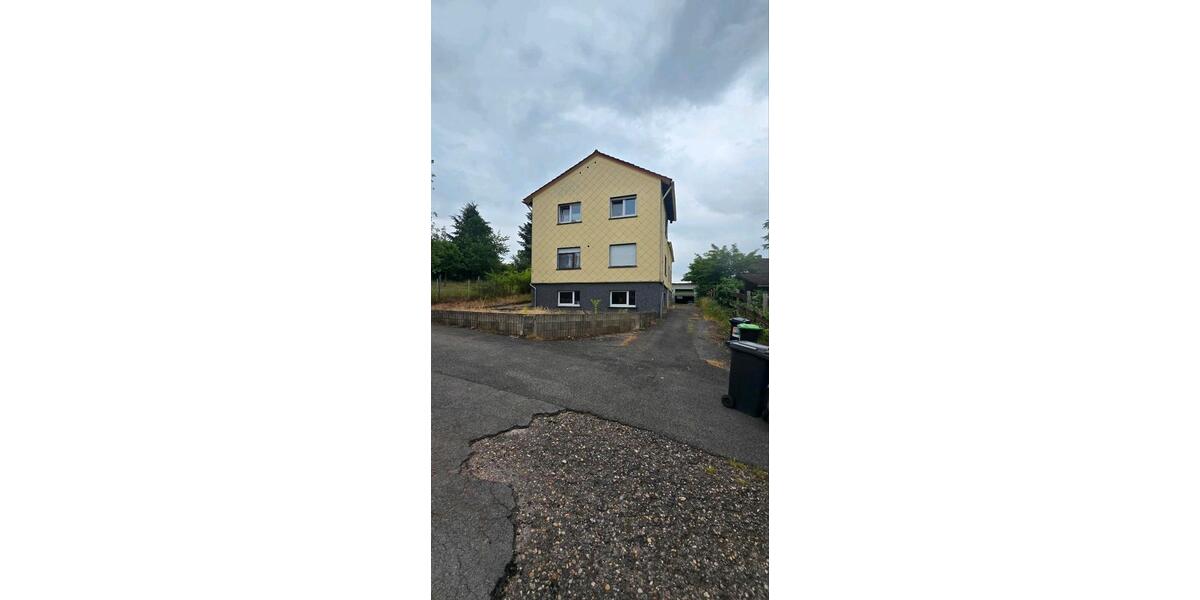 Mehrfamilienhaus, Wohnhaus Homburg - 7 Zimmer, 200 m&sup2;, 285.000&euro; | Angebot:27074884
