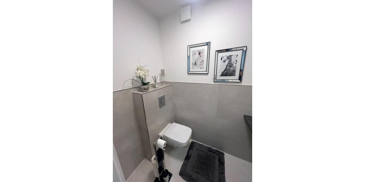 Erdgeschoßwohnung Sundern (Sauerland) - 4 Zimmer, 145 m&sup2;, 1.350&euro; | Angebot:26267444