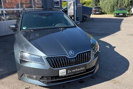 Skoda Superb 186.500 km 12.900 &euro; Springe 31832