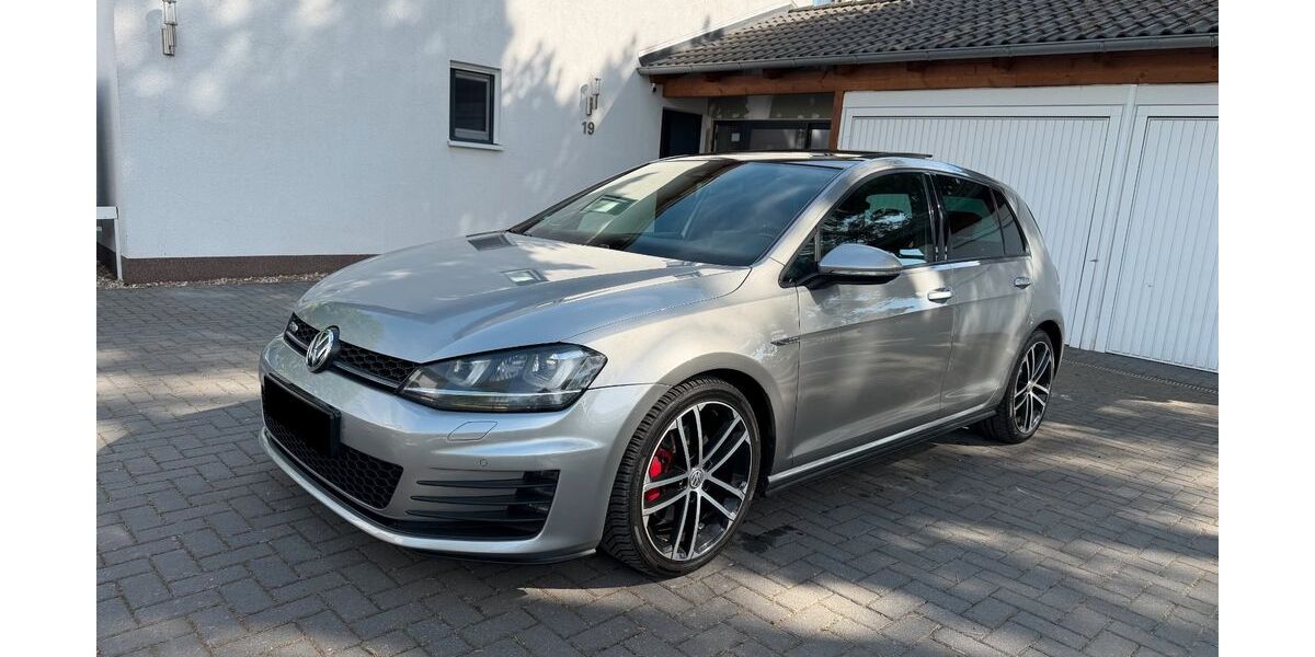 VW Golf 220.000 km 11.900 &euro; Blankenfelde-Mahlow (bei Berlin) 15831