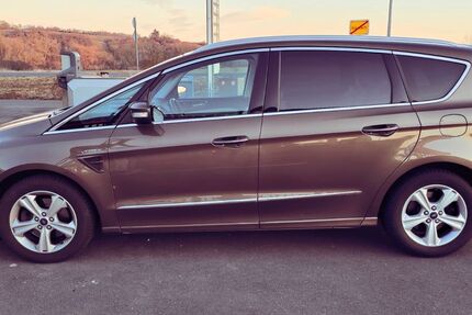 Ford S-Max 145.000 km 16.450 &euro; Kitzingen 97318