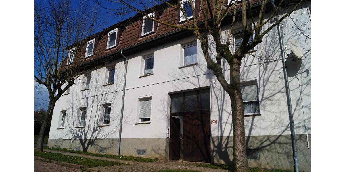 Etagenwohnung Teutschenthal - 2 Zimmer, 40 m&sup2;, 300&euro; | Angebot:25269842