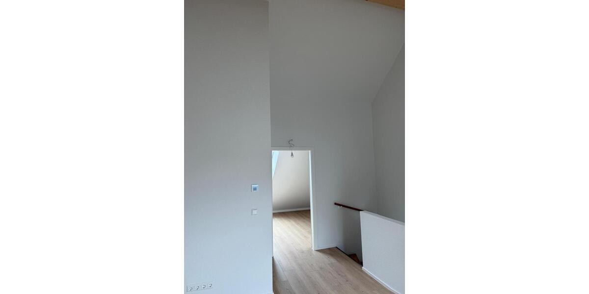 Reihenhaus Ludwigsburg Oßweil - 5.5 Zimmer, 108 m&sup2;, 1.950&euro; | Angebot:25643747