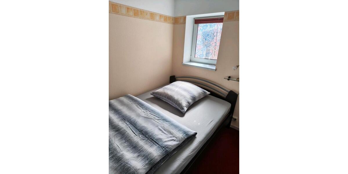 Etagenwohnung Lüdersdorf - 1 Zimmer, 40 m&sup2;, 500&euro; | Angebot:26403222