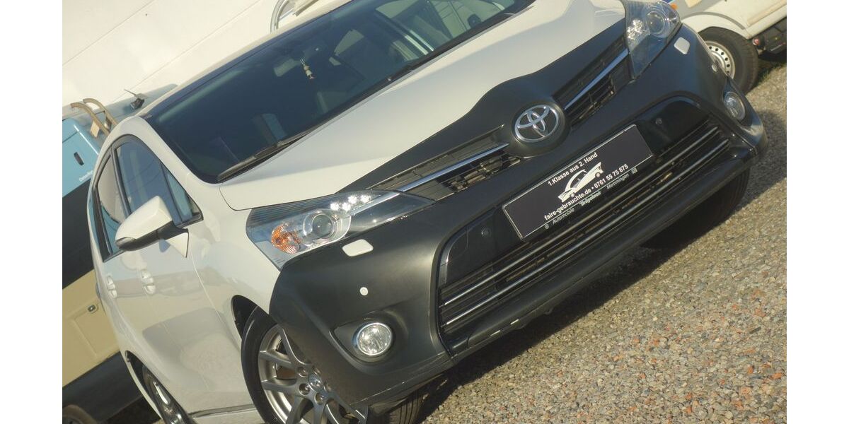 Toyota Verso 189.000 km 6.900 &euro; Freiburg 79111