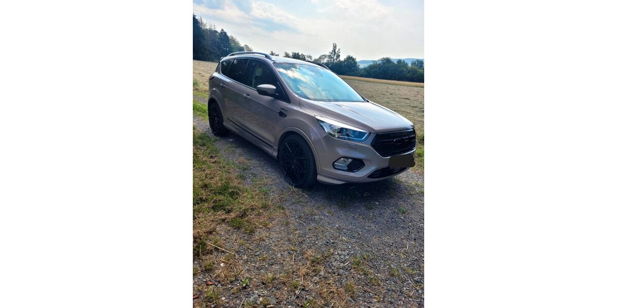 Ford Kuga 42.000 km 22.999 &euro; Mengerskirchen 35794