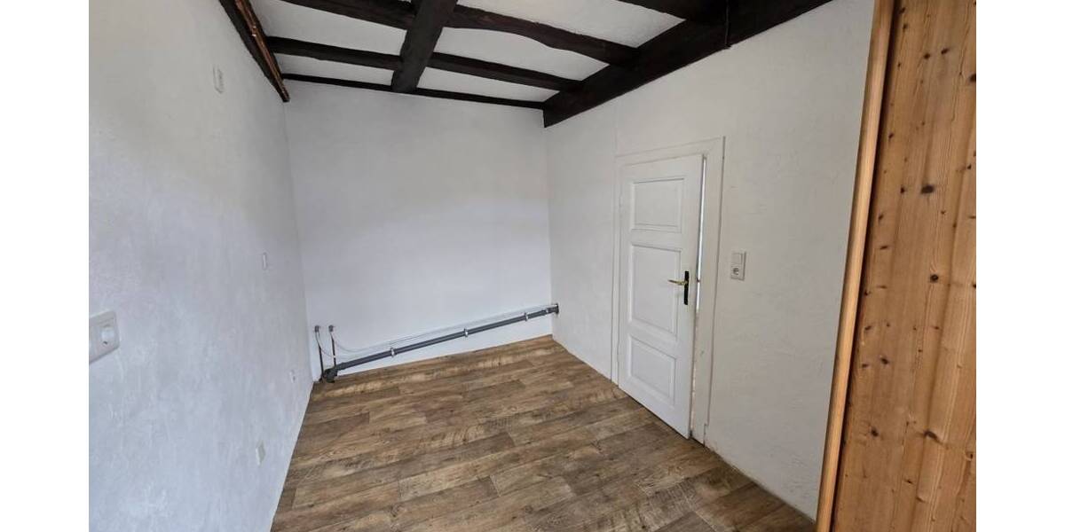 Mehrfamilienhaus, Wohnhaus Erbach - 7 Zimmer, 79 m&sup2;, 195.000&euro; | Angebot:25729843