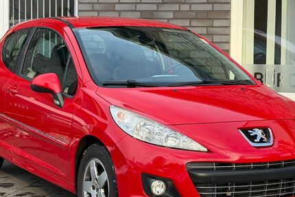 Peugeot 207 152.000 km 2.999 &euro; Minden 32429