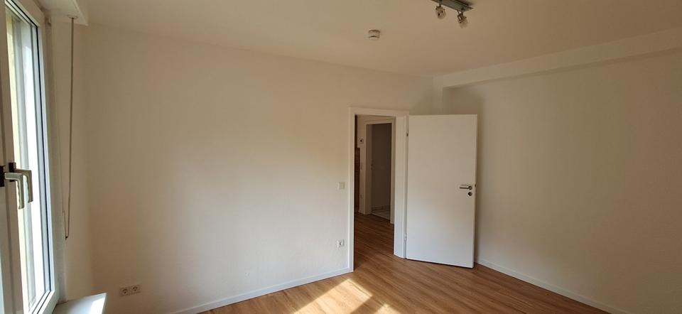 Erdgeschoßwohnung Bochum - 1 Zimmer, 41 m&sup2;, 450&euro; | Angebot:26003675