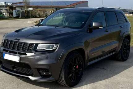 Jeep Grand Cherokee 84.032 km 39.999 &euro; Asbach-Bäumenheim 86663