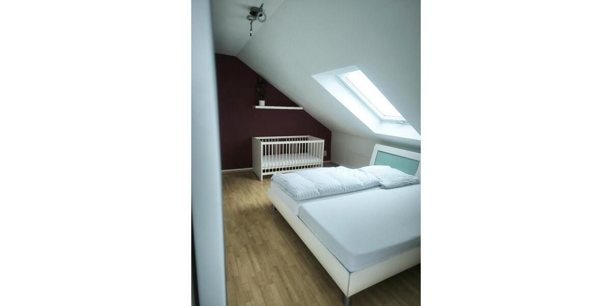 Dachgeschoßwohnung Reutlingen Reutlingen-Betzingen - 3 Zimmer, 91 m&sup2;, 280.000&euro; | Angebot:24475253