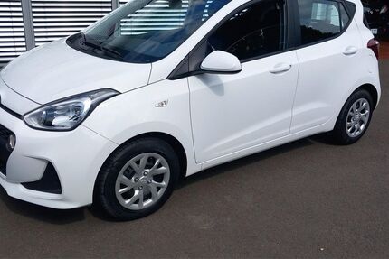 Hyundai i10 68.531 km 9.490 € Kirn 55606