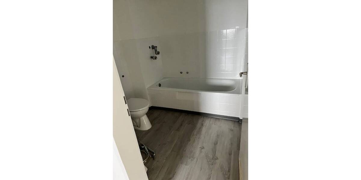 Etagenwohnung Baunatal Altenbauna - 1 Zimmer, 44 m&sup2;, 411&euro; | Angebot:26768214