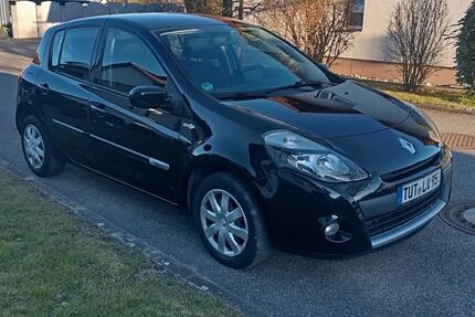 Renault Clio 75.700 km 6.200 &euro; Trossingen 78647