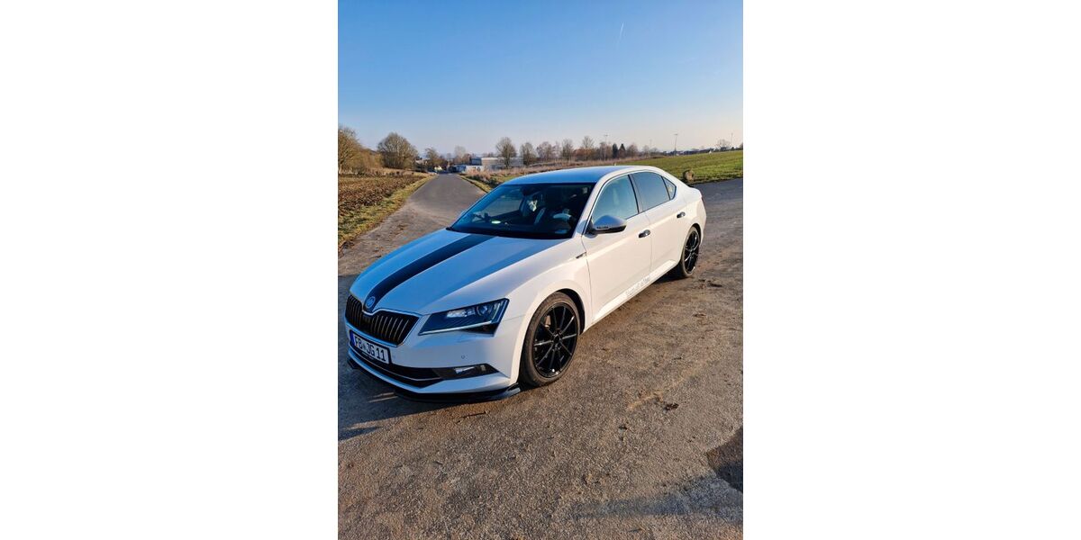 Skoda Superb 285.500 km 10.800 &euro; Wölfersheim 61200