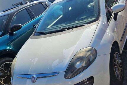 Fiat Punto 89.978 km 2.250 € Mönchweiler 78087