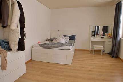 Wohnung Rottenburg am Neckar - 3 Zimmer, 100 m&sup2;, 1.000&euro; | Angebot:27333001