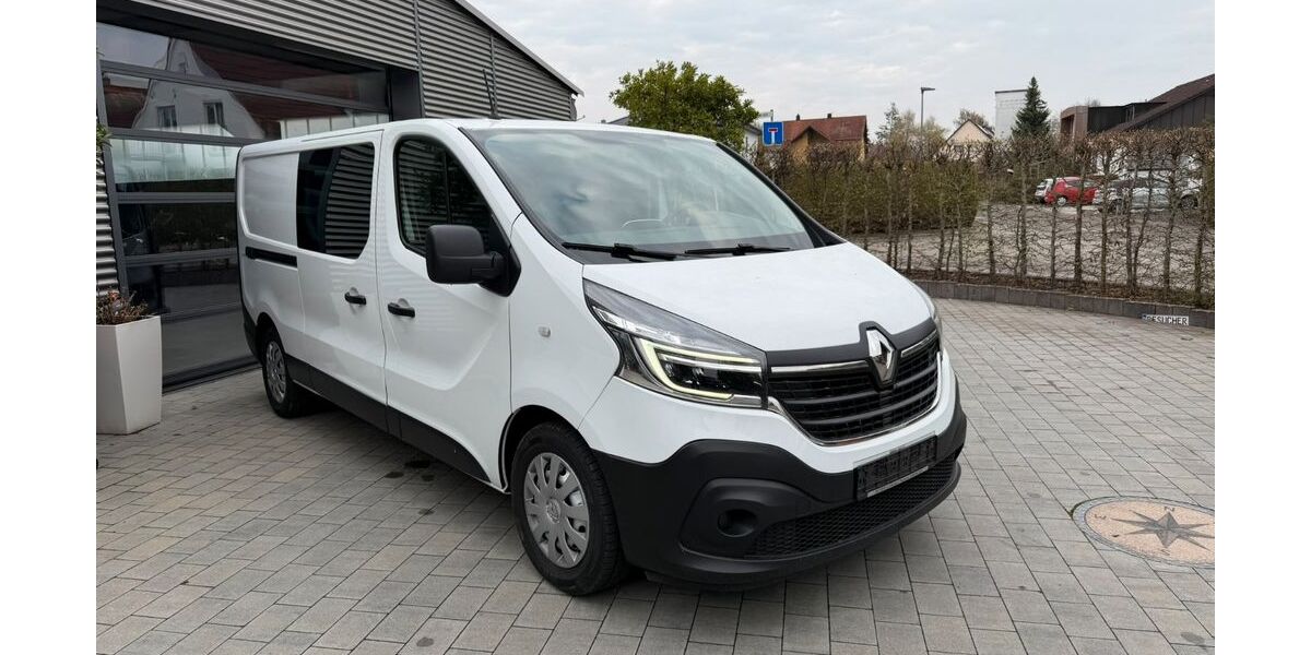 Renault Trafic 243.442 km 12.900 &euro; Postbauer-Heng 92353