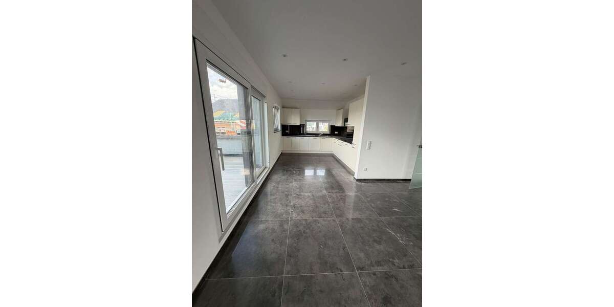 Etagenwohnung Rodenbach - 4 Zimmer, 105 m&sup2;, 1.575&euro; | Angebot:27087648
