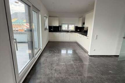Wohnung Rodenbach - 4 Zimmer, 105 m&sup2;, 1.575&euro; | Angebot:27087648