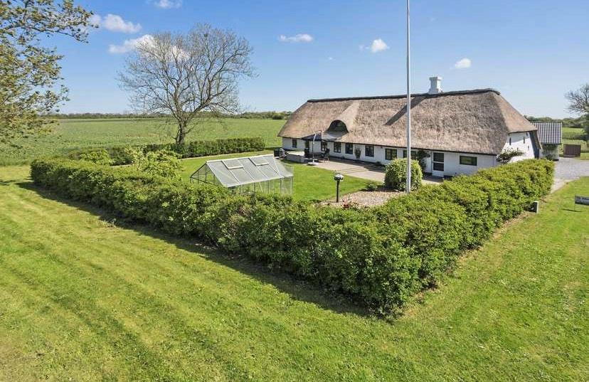 Einfamilienhaus Harrislee - 13 Zimmer, 278 m&sup2;, 249.000&euro; | Angebot:25590230