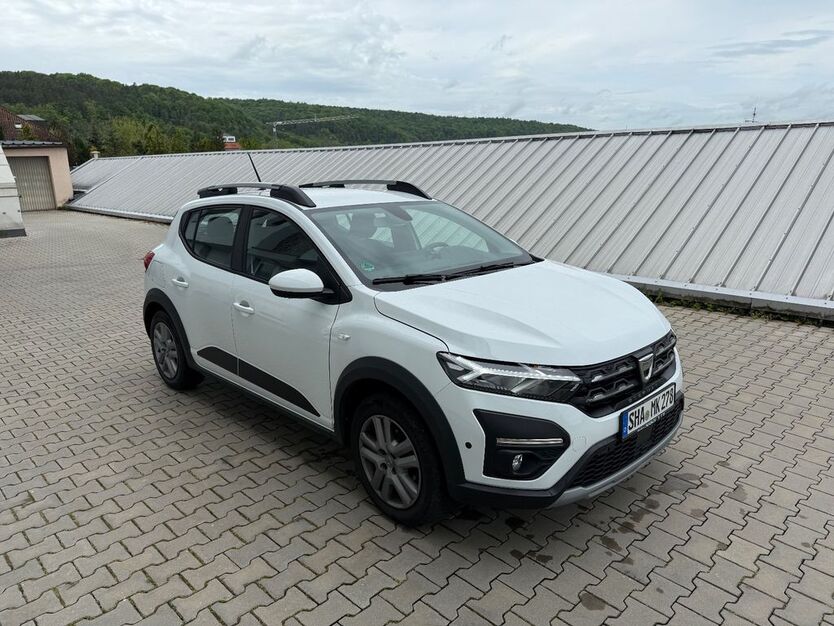 Dacia Sandero 40.000 km 15.990 € Igersheim-Harthausen 97999