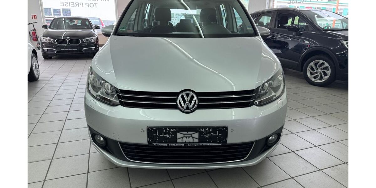 VW Touran 215.000 km 6.490 &euro; Schwentinental 24223