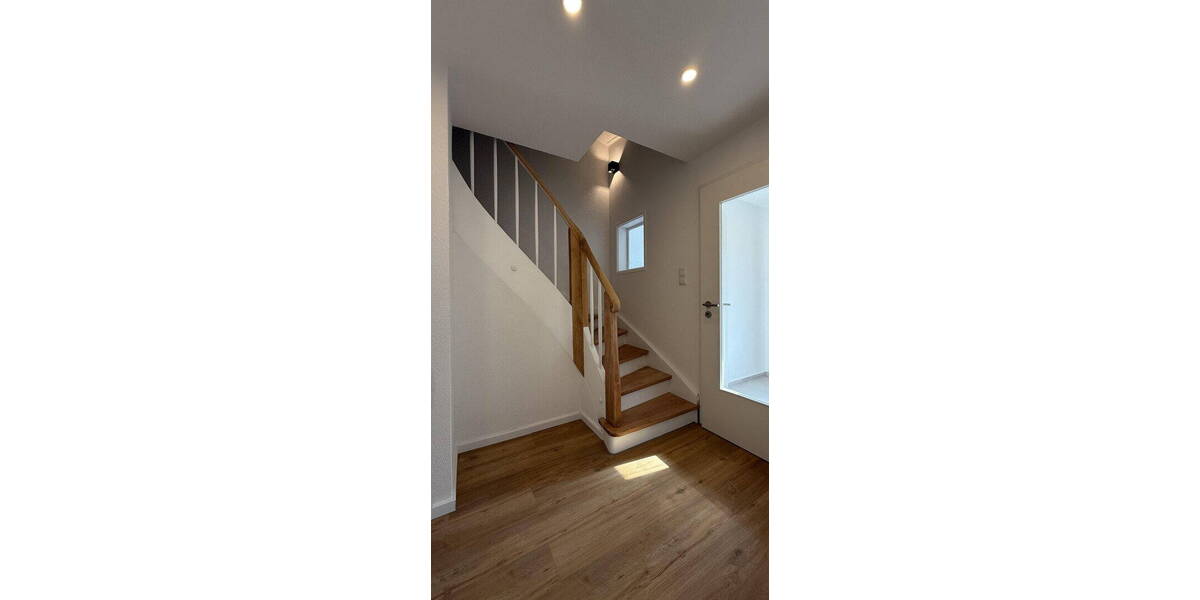 Reihenmittelhaus Kempten Auf dem Lindenberg - 7 Zimmer, 152 m&sup2;, 530.000&euro; | Angebot:26703142