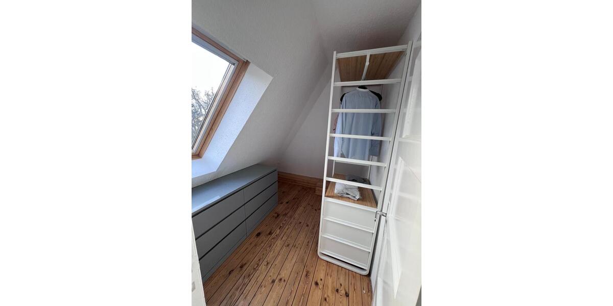 Dachgeschoßwohnung Altenholz - 3.5 Zimmer, 110 m&sup2;, 1.950&euro; | Angebot:24794917