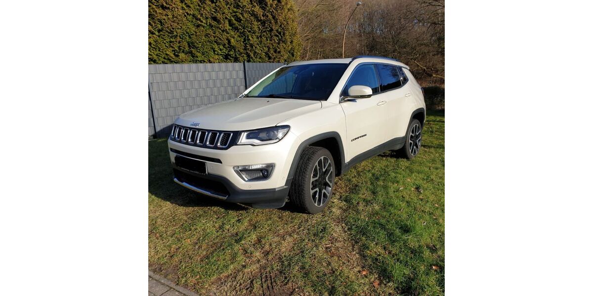 Jeep Compass 117.000 km 11.500 &euro; Damme 49401