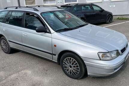 Toyota Carina 284.135 km 2.400 &euro; Hamburg 20537
