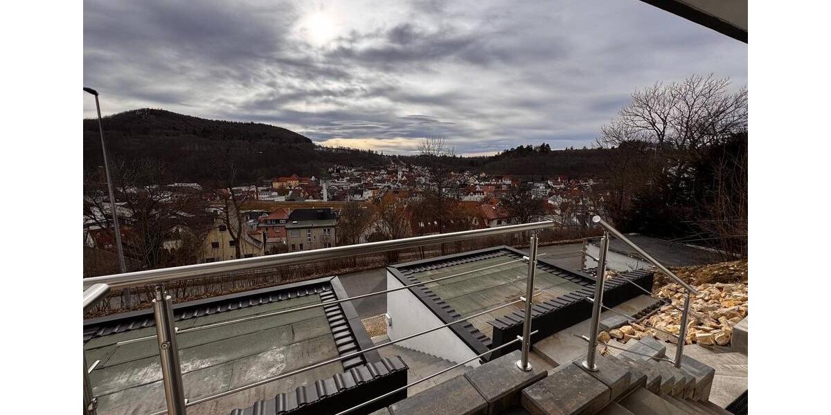 Erdgeschoßwohnung Albstadt Gemarkung Onstmettingen - 3 Zimmer, 93 m&sup2;, 950&euro; | Angebot:26102762