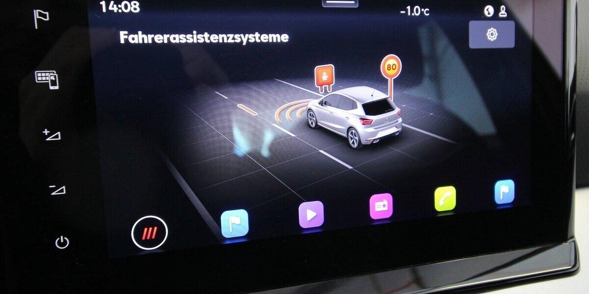 Seat Ibiza TSI OPF FR Sport NAVI+LED+WINTER-PAKET+ALU 9.718 km 18.890 &euro; Hagenow 19230