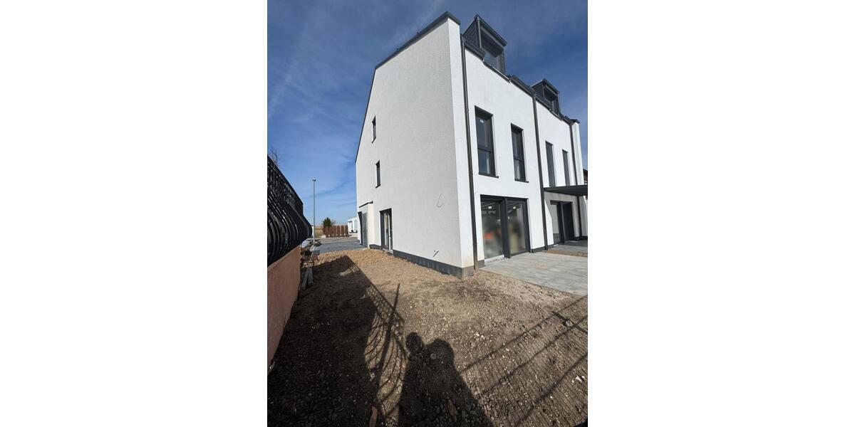 Doppelhaushälfte Alzey - 5 Zimmer, 135 m&sup2;, 379.900&euro; | Angebot:24497165