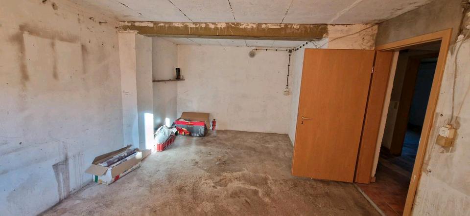 Doppelhaushälfte Gnoien - 5 Zimmer, 120 m&sup2;, 90.000&euro; | Angebot:24864516
