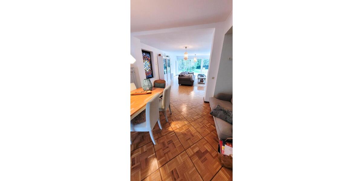Erdgeschoßwohnung Saarlouis - 3 Zimmer, 120 m&sup2;, 1.200&euro; | Angebot:26388761