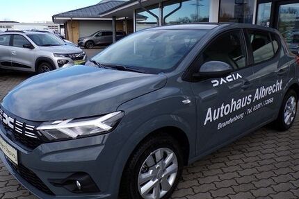 Dacia Sandero 15.000 km 16.990 &euro; Brandenburg a.d. Havel 14772