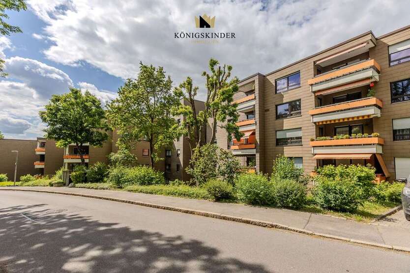 Wohnung zum Kaufen in Pfullingen 325.000 € 103 m² 4.5 zimmer