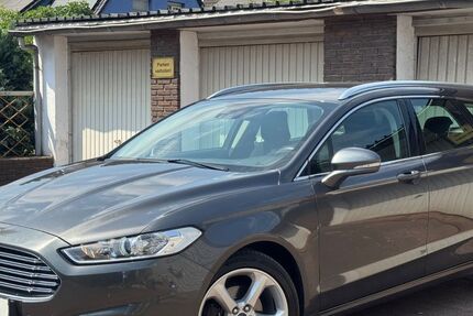 Ford Mondeo 148.000 km 8.450 &euro; Duisburg 47179