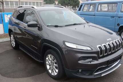 Jeep Cherokee 220.000 km 6.995 &euro; Schwetzingen 68723