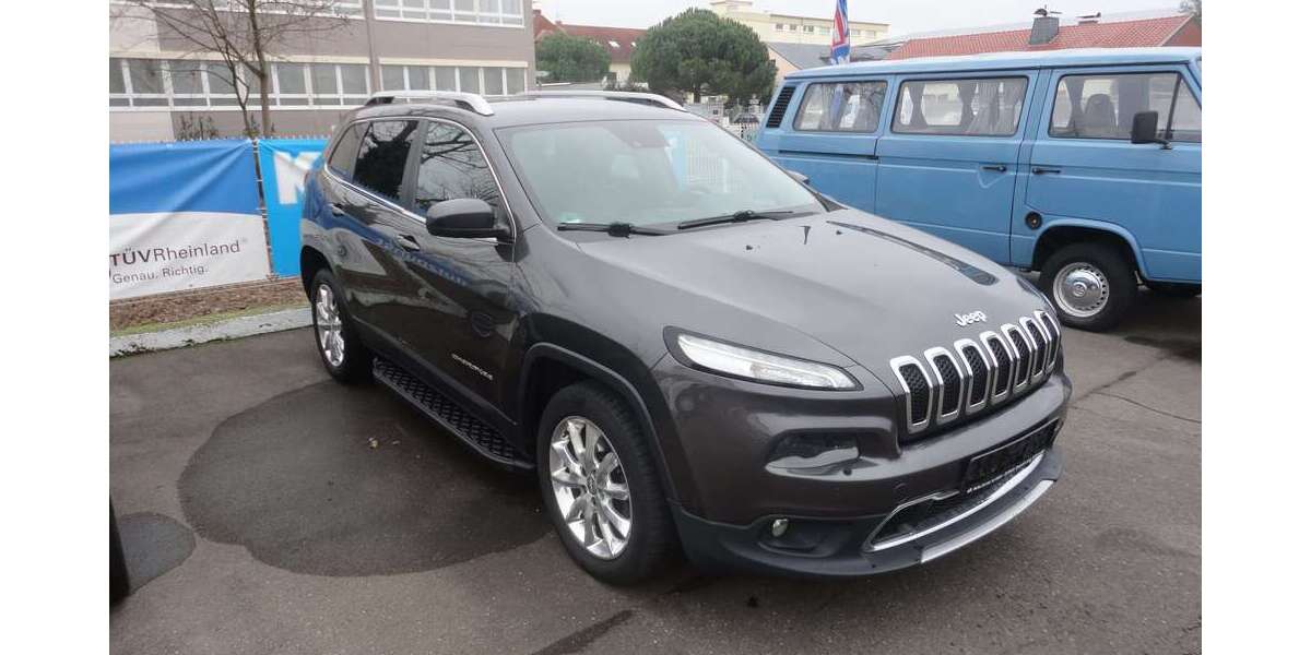 Jeep Cherokee 220.000 km 6.995 &euro; Schwetzingen 68723