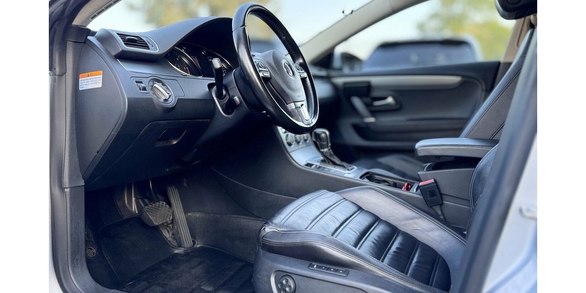 VW Passat CC Highline/Autom,/ Leder/PANO/5 Sitze 180.000 km 10.900 &euro; Mönchengladbach 41066