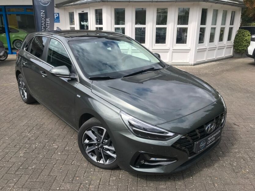 Hyundai i30 16.031 km 24.490 € Oberlahr 57641