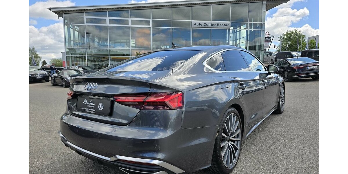 Audi A5 40 TFSI QUATTRO S-LINE/MATRIX/MASSAGE/VIRTUAL 89.706 km 32.900 &euro; Villingen-Schwenningen 78054