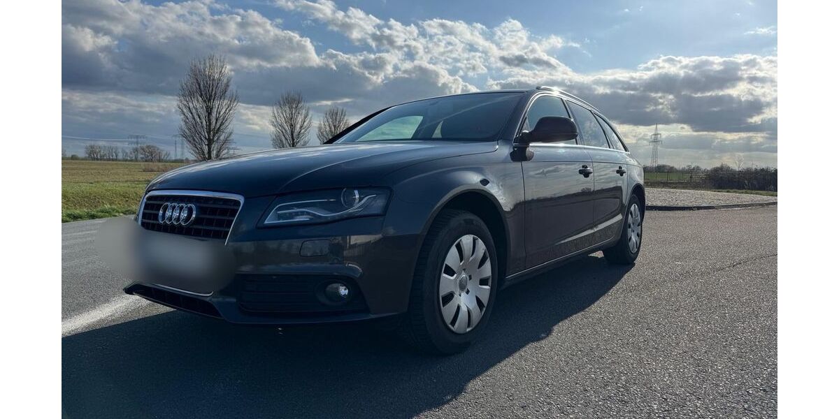 Audi A4 225.000 km 4.130 &euro; Zwenkau 04442
